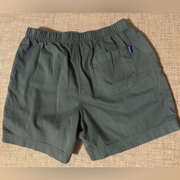 Chubbies Olive Green Men’s Easy Pull-On Shorts - Picture 3 of 4